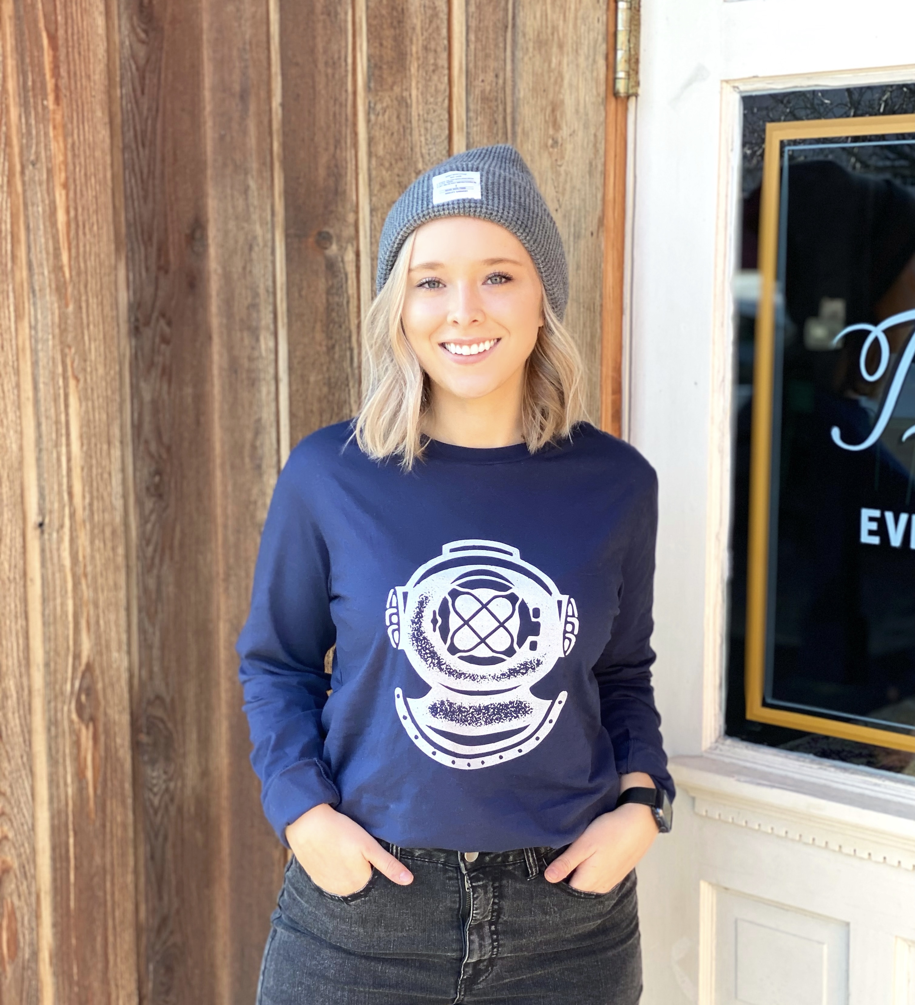 Vintage Diver Helmet Long Sleeve